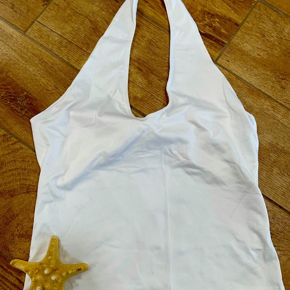 Size L backless top